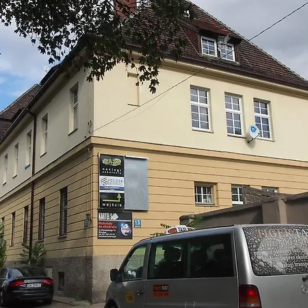 ホステル Hostel Baza 15 ヴロツワフ