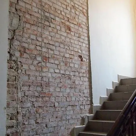 Hostel Baza 15 ヴロツワフ