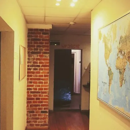Hostel Baza 15 ヴロツワフ
